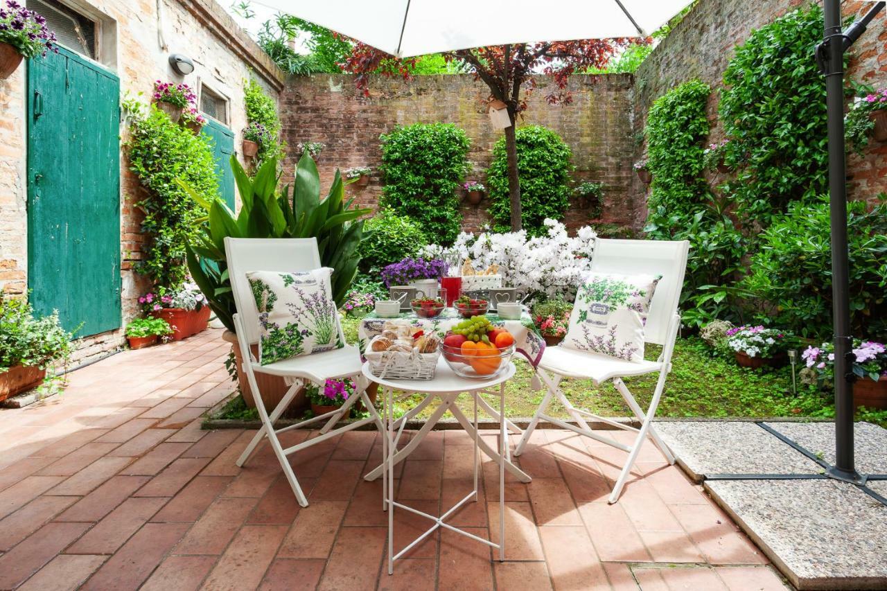 Apartament Un'Oasi Di Pace Ferrara Zewnętrze zdjęcie